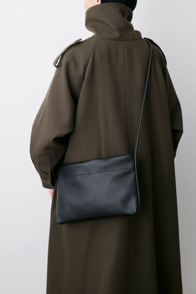 HORIZONTAL SHOULDER BAG